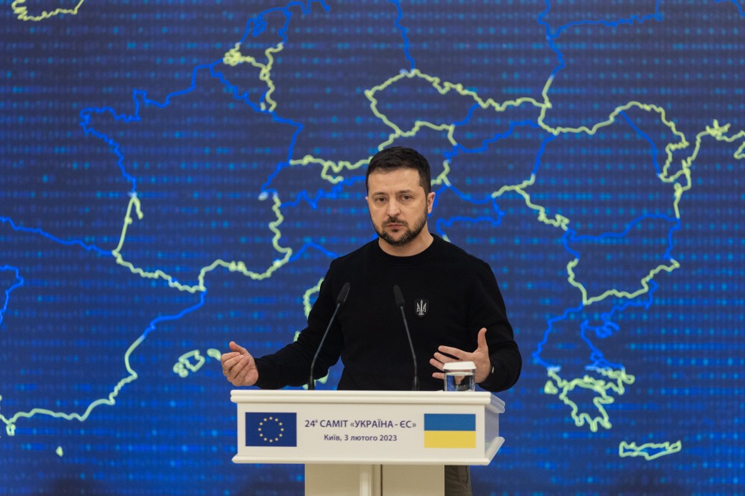 El presidente Volodymyr Zelenskyy enfatiza la importancia de aumentar la presión...