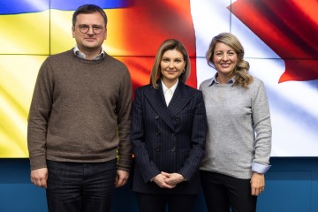 First Lady met with the Minister of Foreign Affairs of Canada