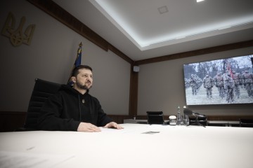 Ви маєте змогу зробити частиною своєї долі історичну перемогу України – звернення Президента до випускників вищих військових навчальних закладів ЗСУ