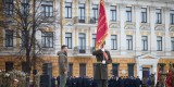 У річницю незламності Президент Володимир Зеленський вручив державні нагороди та присвоїв почесні звання військовослужбовцям і цивільним громадянам, а також передав бойові прапори військовим частинам Збройних Сил та штурмовим бригадам «Гвардії наступу», 24 лютого 2023 року. 