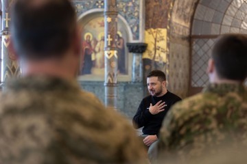 Капелани – це герої, адже підтримують стійкість духу наших захисників – Глава держави