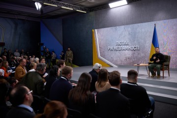 Прес-конференція Президента України для українських та іноземних ЗМІ «Лютий. Рік незламності»