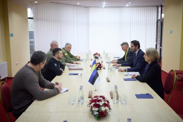 Глава держави у Львові зустрівся з міністрами закордонних справ Нідерландів та Естонії