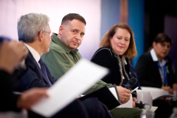 Вберегти світ від нової глобальної бійні може ефективна система міжнародного правосуддя, а саме – міжнародний трибунал для агресора – Андрій Єрмак на конференції United for Justice