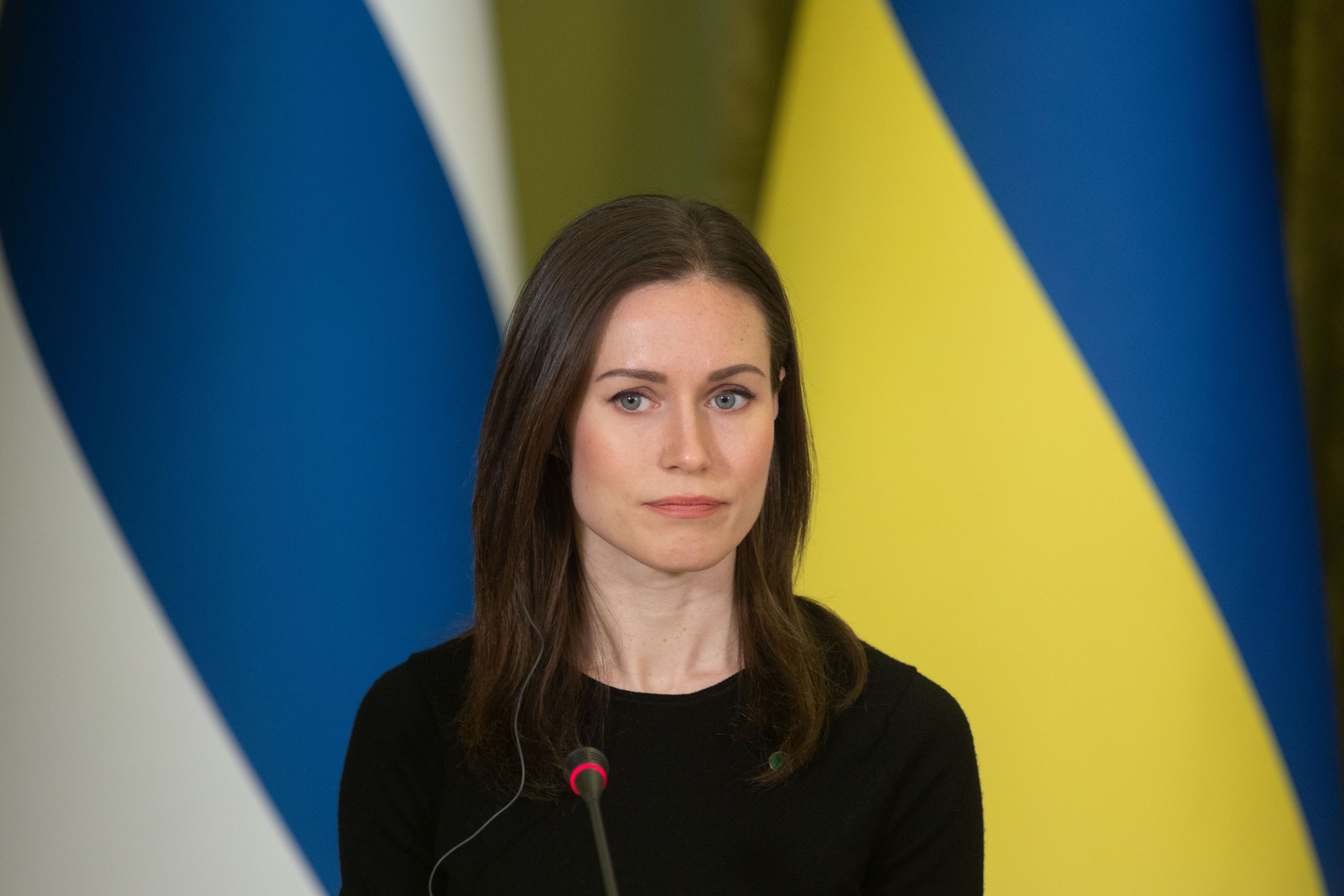 President of Ukraine met with the Prime Minister of Finland who is on a ...