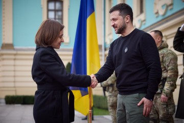Глава Української держави провів зустріч із Президентом Молдови 