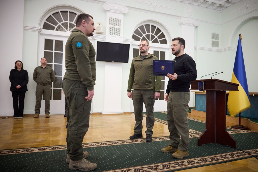 Успіхи нашого народу в битвах за Чернігівщину, Сумщину, Київщину відкрили світові правду про те, що Україна здатна вийти переможцем із цієї війни – Президент з нагоди річниці деокупації Чернігівської області