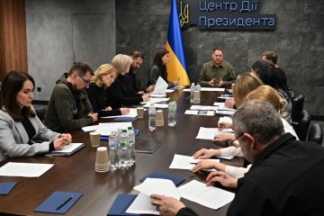 Андрій Єрмак провів нараду з представниками органів державної влади щодо питань захисту та безпеки дітей