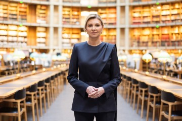 Olena Zelenska spoke about the new Ukrainian bookshelves in the world