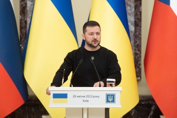With President of China, implementation of Ukrainian Peace Formula, return of deported children from Russia, inadmissibility of supplying weapons to Russia were discussed – President of Ukraine