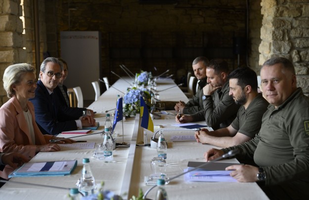 In the framework of the European Political Community Summit, President of Ukraine met with the President of the European Commission