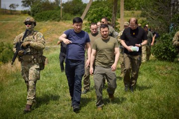На Миколаївщині Президенту доповіли про перебіг ліквідації наслідків руйнування греблі Каховської ГЕС