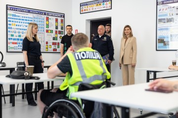 Олена Зеленська взяла участь у презентації автошкіл для людей з інвалідністю
