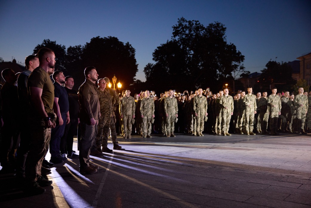 У Львові Президент узяв участь у молебні за Україну