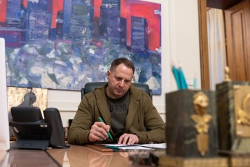 Андрій Єрмак провів розмову з радником з питань національної безпеки Республіки Індія