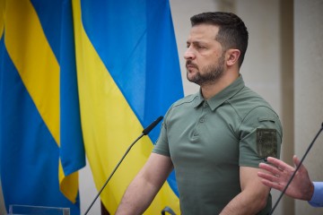 Разом із партнерами працюємо над посиленням українських можливостей у небі – Президент у Швеції