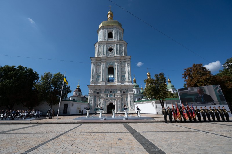 Незалежність із наших рук ми не випустимо й дамо Україні таку силу, щоб перемагати завжди – виступ Президента Володимира Зеленського на Софійській площі з нагоди Дня Незалежності