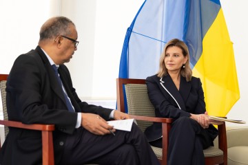 Треба рятувати не лише життя, а і його якість – Олена Зеленська під час зустрічі з генеральним директором ВООЗ