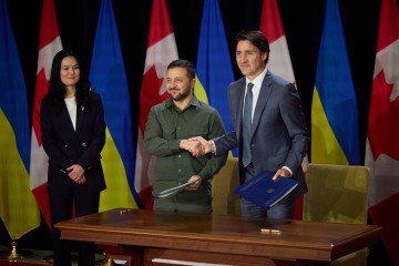 Володимир Зеленський і Джастін Трюдо підписали оновлену Угоду про вільну торгівлю між Україною та Канадою