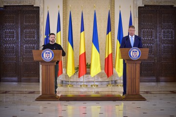 Скоро запрацює «зерновий коридор» з України через Молдову в Румунію – Володимир Зеленський за результатами переговорів із Клаусом Йоханнісом у Бухаресті