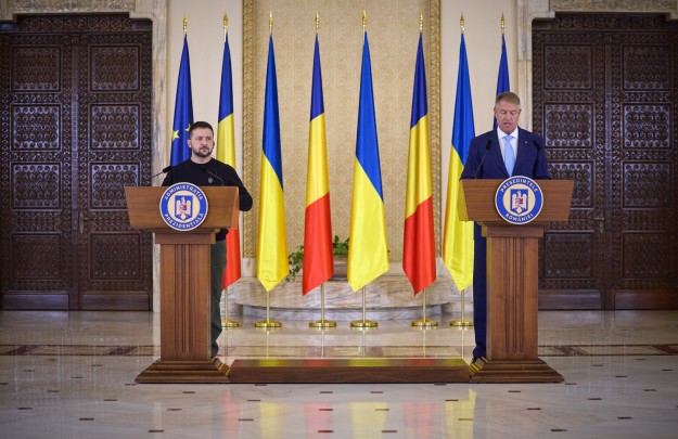 Скоро запрацює «зерновий коридор» з України через Молдову в Румунію – Володимир Зеленський за результатами переговорів із Клаусом Йоханнісом у Бухаресті