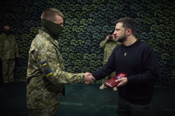 На Херсонщині Президент провів нараду з прикордонниками та вручив державні нагороди