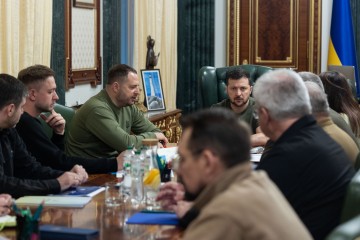 President holds meeting to discuss results of third national security advisors' meeting on Peace Formula implementation