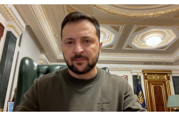 Готуємо хороші далекобійні речі, щоб окупанти відчували українську силу – звернення Президента України