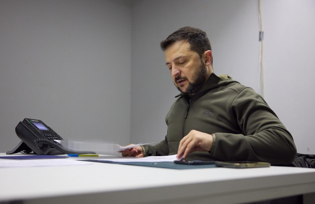 Володимир Зеленський обговорив з Олафом Шольцом подальшу оборонну співпрацю