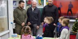 У межах робочої поїздки до Харківської області Президент України Володимир Зеленський ознайомився з організацією навчання школярів на станції Харківського метрополітену «Університет», 30 листопада 2023 року. 