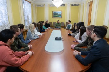 Андрій Єрмак під час зустрічі зі студентами: Ми разом творимо сучасну історію України