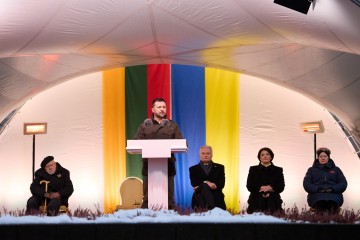 Разом ми змінюємо історію на краще – виступ Президента Володимира Зеленського перед представниками громадськості Литви та України