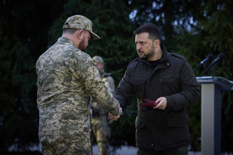 Зеленський провів спільний іфтар із представниками мусульманської спільноти України. Були посли багатьох країн (ФОТО, ВІДЕО) 3