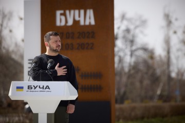Це війна за право на існування для нашої держави, за гідність для нашого народу й для кожного народу, який прагне своєї долі – звернення Президента України в другу річницю звільнення Київщини від російських окупантів
