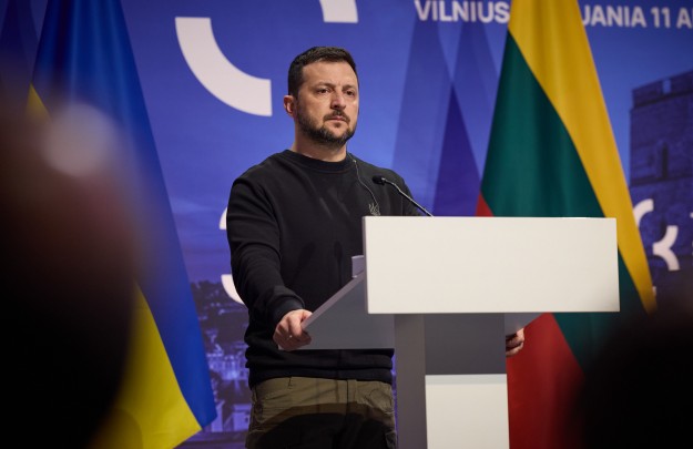 Критично важливо, щоб кожен із партнерів виконав обіцяне щодо постачання зброї та снарядів – Володимир Зеленський