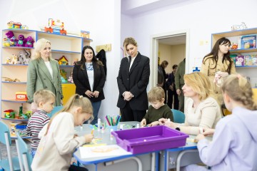 Перша леді у Славутичі ознайомилася з Інклюзивно-ресурсним центром та впровадженням безбар’єрності