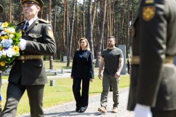 The President and the First Lady Honored the Memory of Victims of Political Repressions