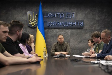Андрій Єрмак закликав лідерів молодіжного руху долучитися до поширення інформації про Глобальний саміт миру
