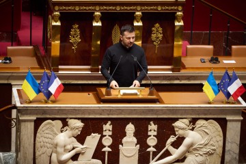 Цей російський режим не визнає меж, йому недостатньо навіть Європи – виступ Президента перед Національними зборами Франції