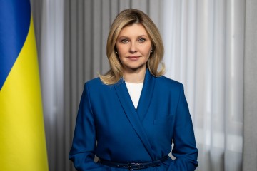Olena Zelenska: Learning and Teaching During Treatment Is True Superheroism