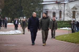 Президент України Володимир Зеленський і Федеральний канцлер Німеччини Олаф Шольц зустрілися в Києві, 2 грудня 2024 року.