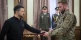 З нагоди Дня ракетних військ і артилерії Президент Володимир Зеленський зустрівся з українськими захисниками та відзначив їх державними нагородами, 4 грудня 2024 року.