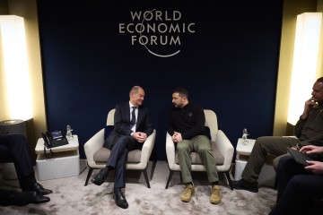 Президент обговорив із канцлером Німеччини посилення української ППО та створення осередків єдності 