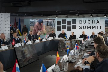 РФ не має уникнути відповідальності за злочини, скоєні в Україні під час цієї війни – Володимир Зеленський на Бучанському саміті