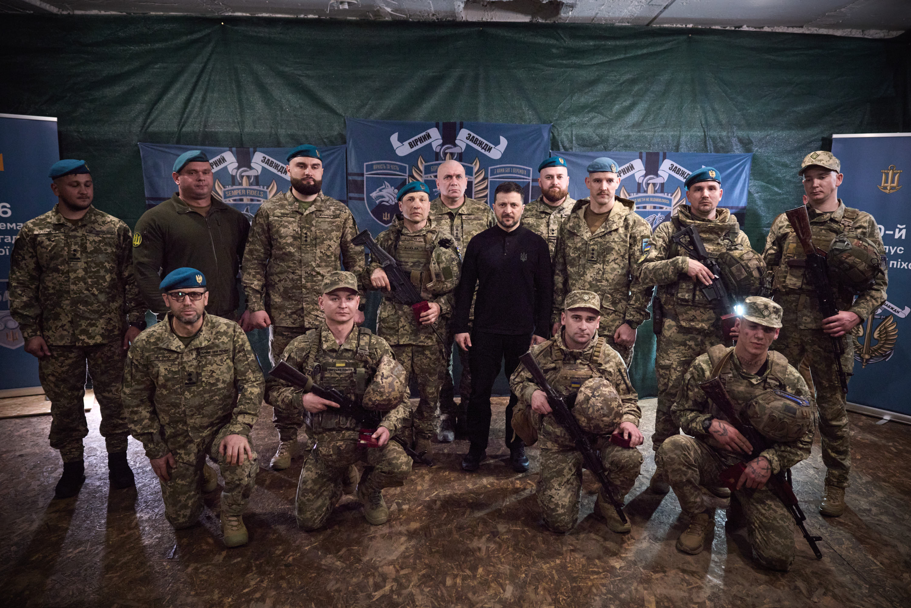 Президент зустрівся з воїнами бригад, які беруть участь у Курській операції, 3 квітня 2025 року.