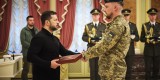 Президент Володимир Зеленський зустрівся з прикордонниками та відзначив їх державними нагородами, 30 квітня 2025 року.