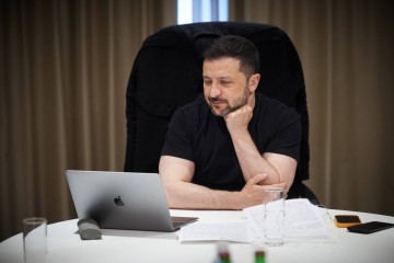 Володимир Зеленський провів розмову з Олафом Шольцом