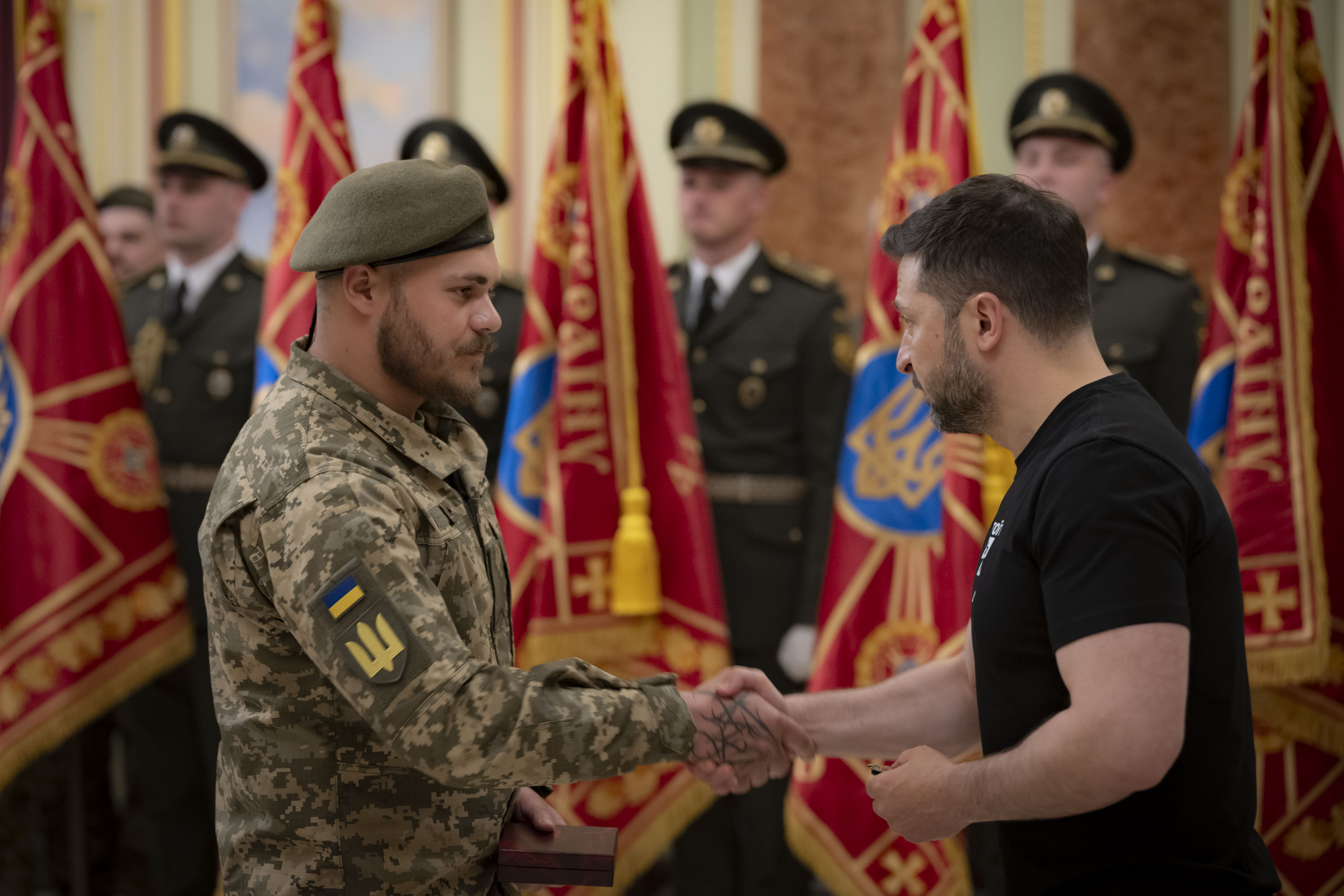 У День піхоти Президент відзначив державними нагородами воїнів-піхотинців, 6 травня 2025 року.