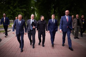 Президент України Володимир Зеленський, Президент Франції Емманюель Макрон, Прем’єр-міністр Великої Британії Кір Стармер, Федеральний канцлер Німеччини Фрідріх Мерц і Прем’єр-міністр Польщі Дональд Туск у Києві провели першу п’ятисторонню зустріч у форматі United Europe in Ukraine та засідання коаліції охочих, 10 травня 2025 року.