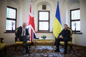 Реалізація рішення щодо повного припинення вогню та подальше посилення України: Володимир Зеленський і Кір Стармер підсумували сьогоднішні зустрічі з партнерами